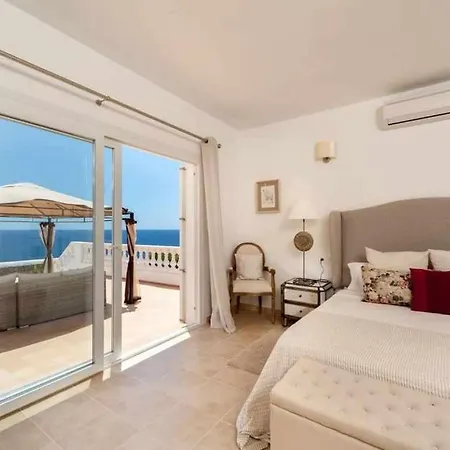 Es Macar Vistas Unicas Al Mar Junto A La Playa Piscina Climatizada * אס קנוטלס