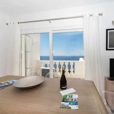 Es Macar Vistas Unicas Al Mar Junto A La Playa Piscina Climatizada * אס קנוטלס